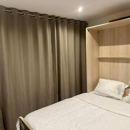 Dans Mon Magnifique Proche De Paris Homestay *